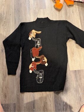 American Vintage Black Sweater with Saddle Appliqués
